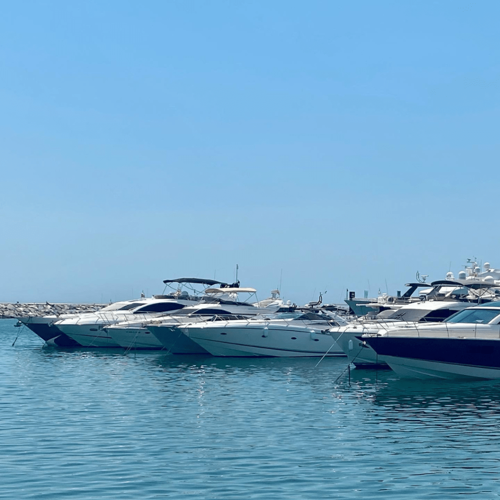 Puerto Banuksen vetovoima on kestänyt jo vuosikymmeniä, eikä suosio näytä laantuvan.